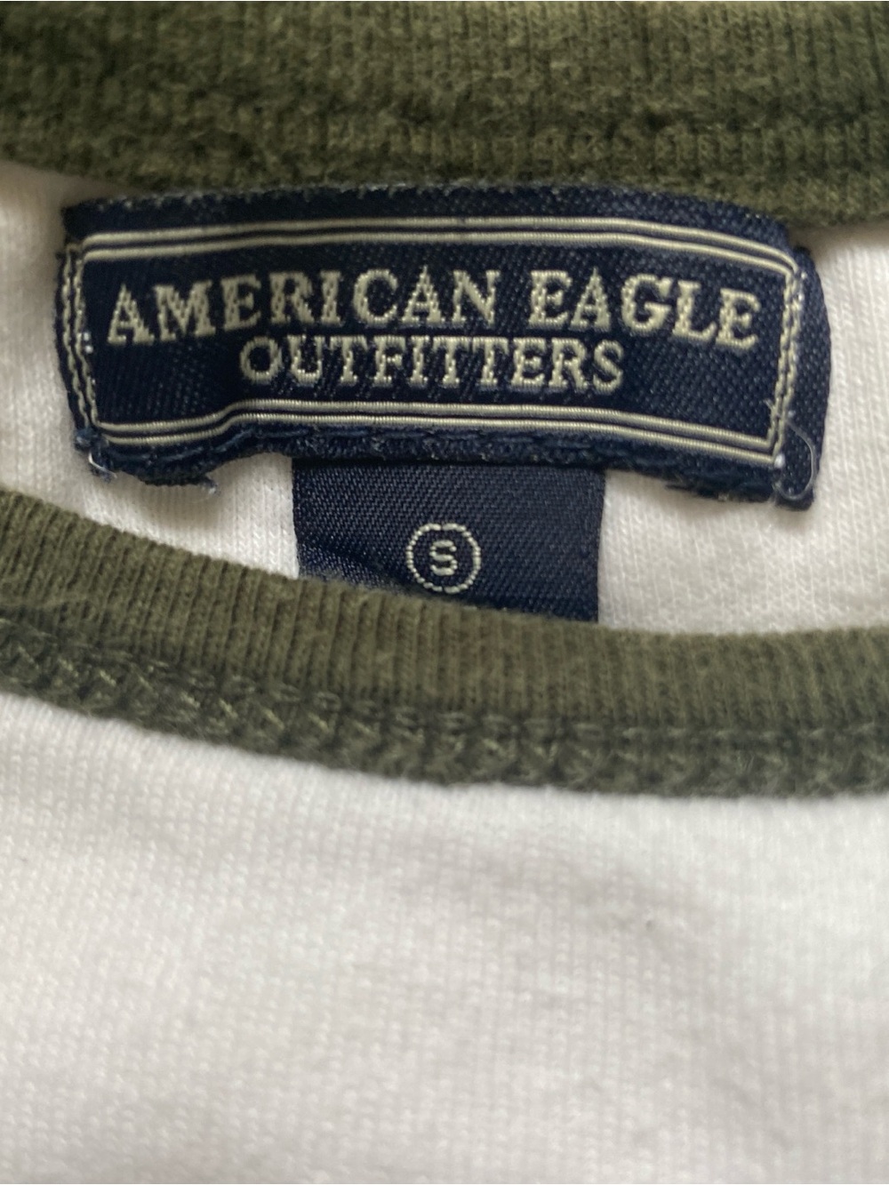 American Eagle Outfitters White & Olive Green Sleeveless Graphic Tank - Picture 3 of 3